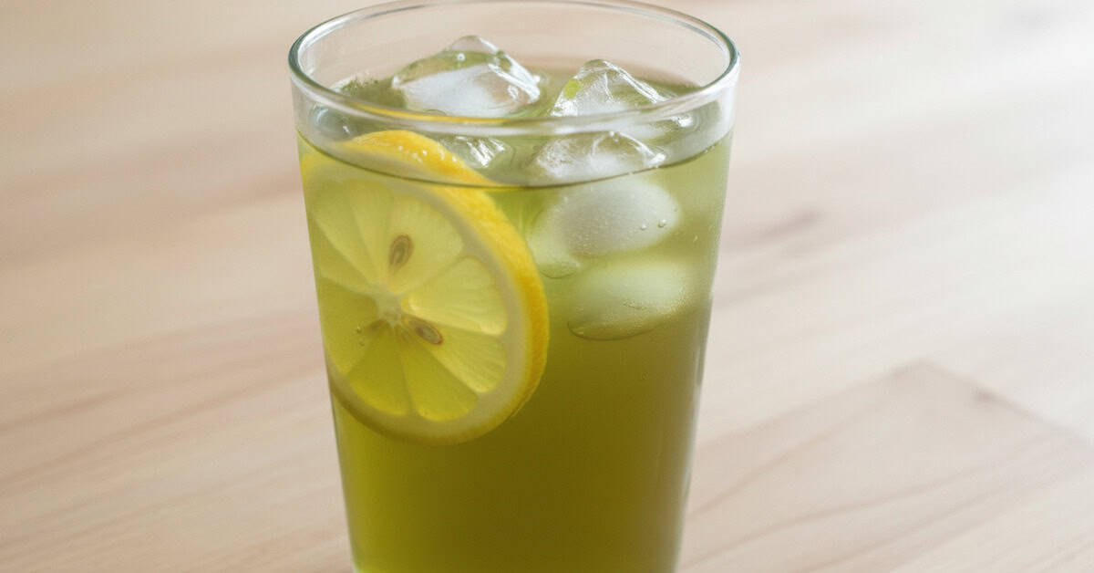 Leia mais sobre o artigo Chá verde com limão gelado: Descubra a bebida refrescante perfeita